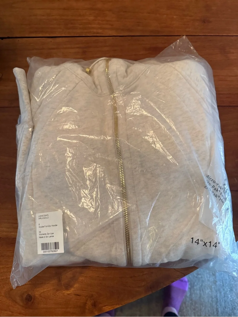 NWT lululemon athletica women’s cream Scuba Full-Zip Hoodie sweatshirt sz 8